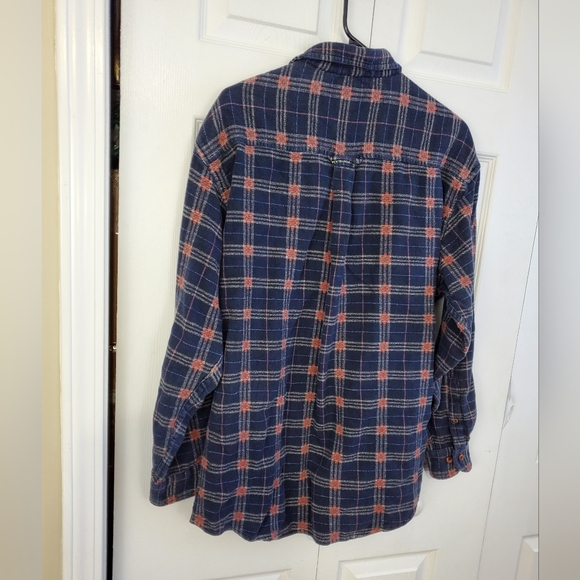 Men's Flyshacker Clothing Co 100% Cotton Blue & Red Plaid Flannel Shirt - Picture 9 of 13
